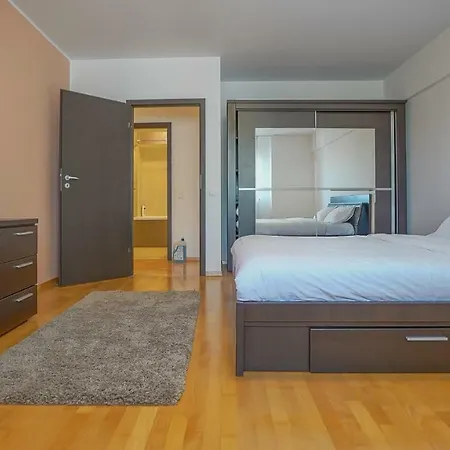 Luxury Accommodation/privilegio * Брашов